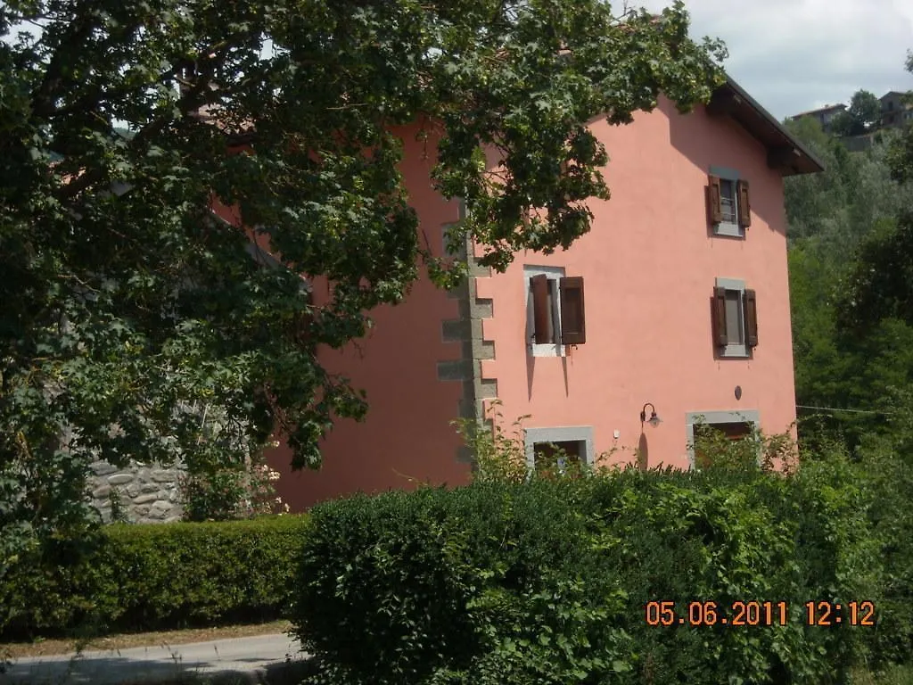 Farm stay Agriturismo Il Corniolo Castiglione di Garfagnana Italy